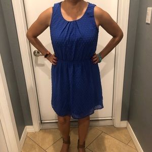 beautiful blue elle midi dress!